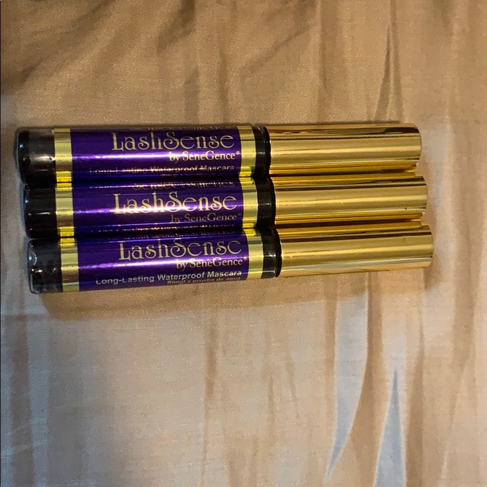 Lash sense black